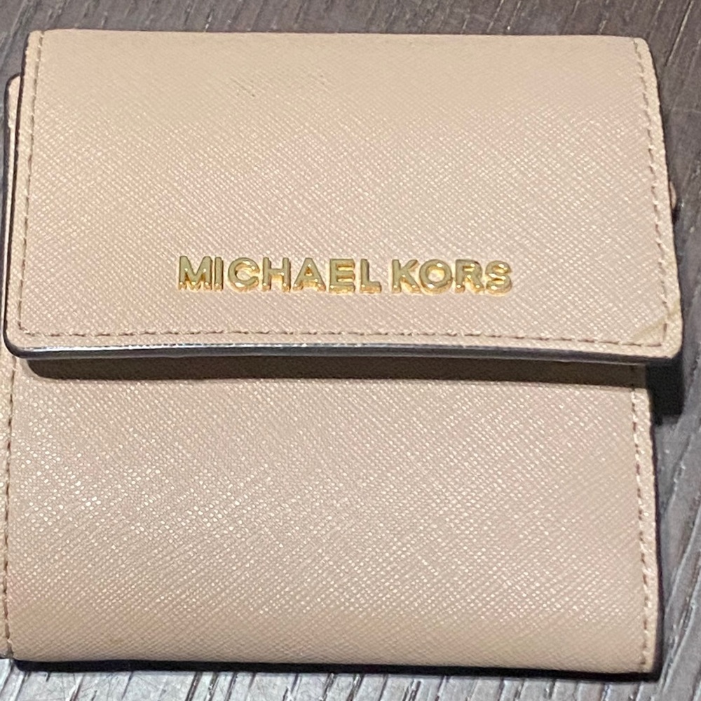 Michael Kors Fawn Pink Wallet